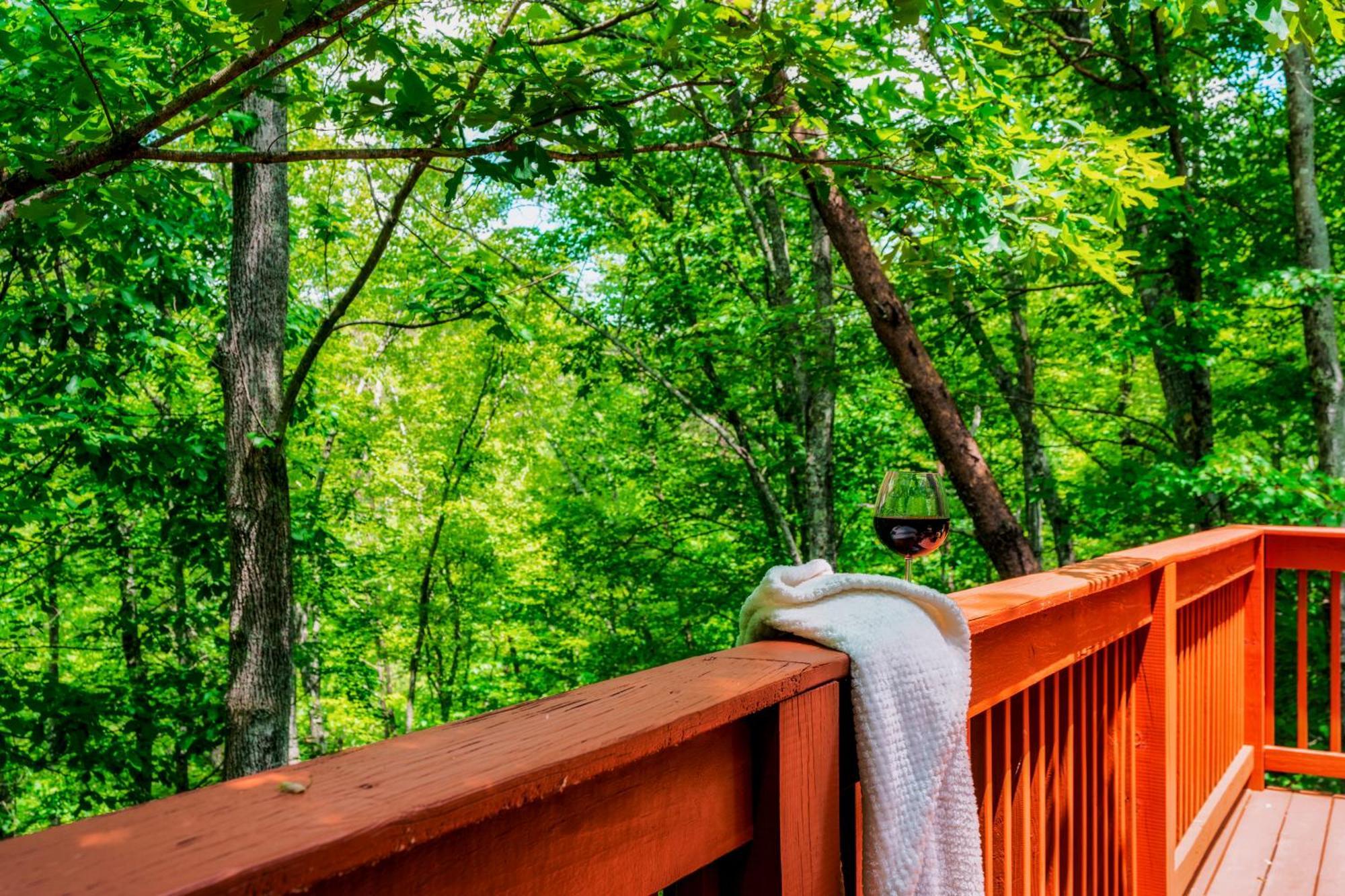 Cabin In A Gated Resort With Seasonal Resort Pool Pigeon Forge Εξωτερικό φωτογραφία